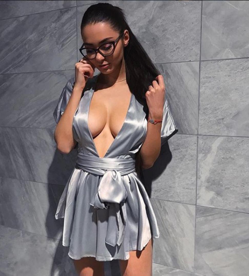 Helga je inače veliki navijač Zenita iz St. Petersburga, pa se nada da će jednog dana njezin novi dečko zaigrati u tom ruskom klubu.