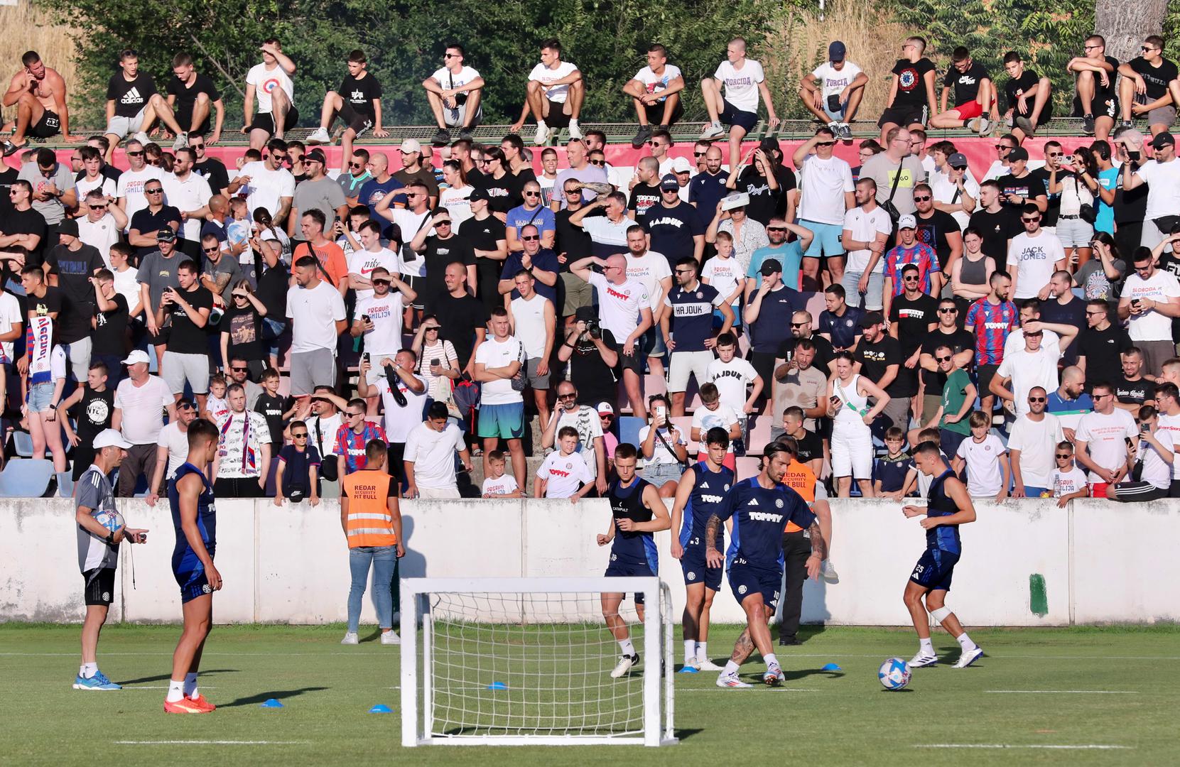 Trener Gennaro Gattuso odlučio je svoju momčad "pokazati" vjernim navijačima Hajduka usred priprema za novu sezonu