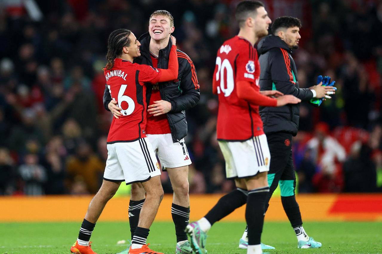 FA Cup - Fourth Round Replay - Aston Villa v Chelsea
