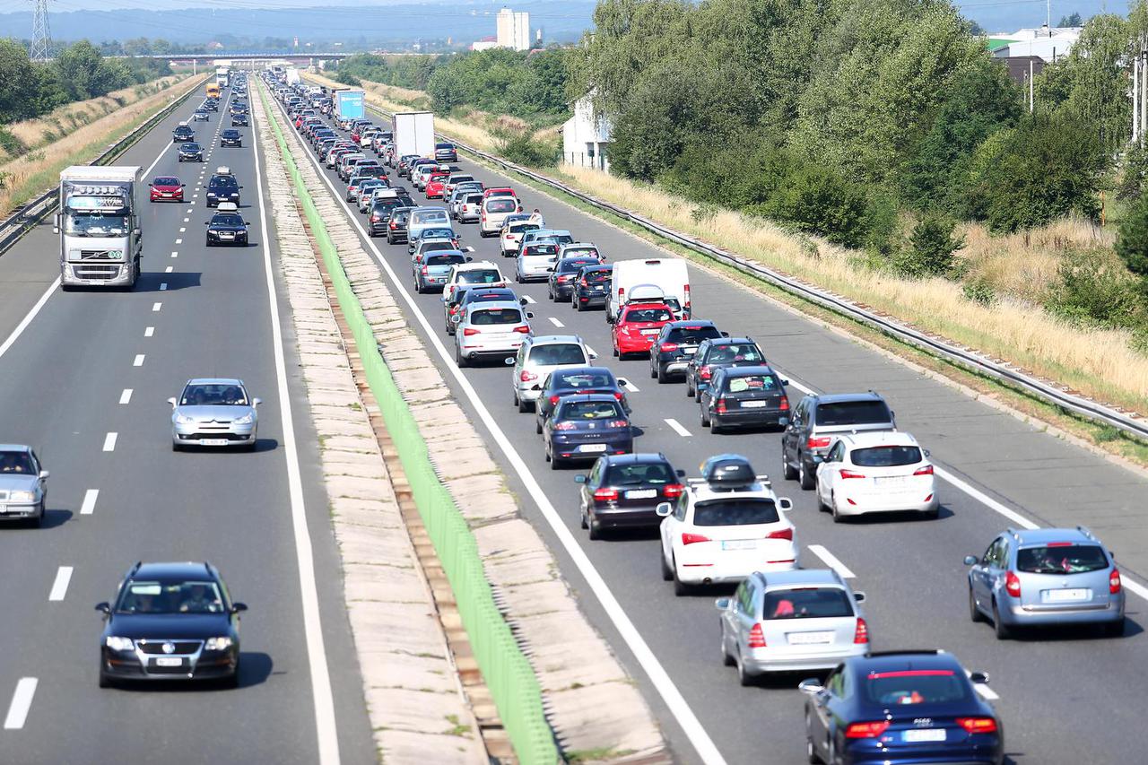 Zagreb: Gužva na autocesti A3 prema naplatnoj postaji Lu?ko