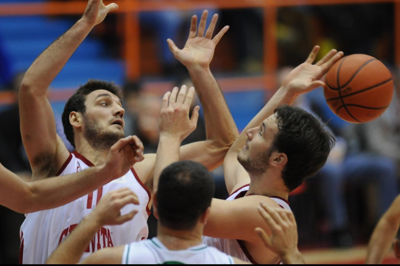 '20.11.2011., Dom Sportova, Zagreb - 8. kolo ABA lige, KK Cedevita - Krka. Miro Bilan, Vedran Vukusic. Photo: Daniel Kasap/PIXSELL'