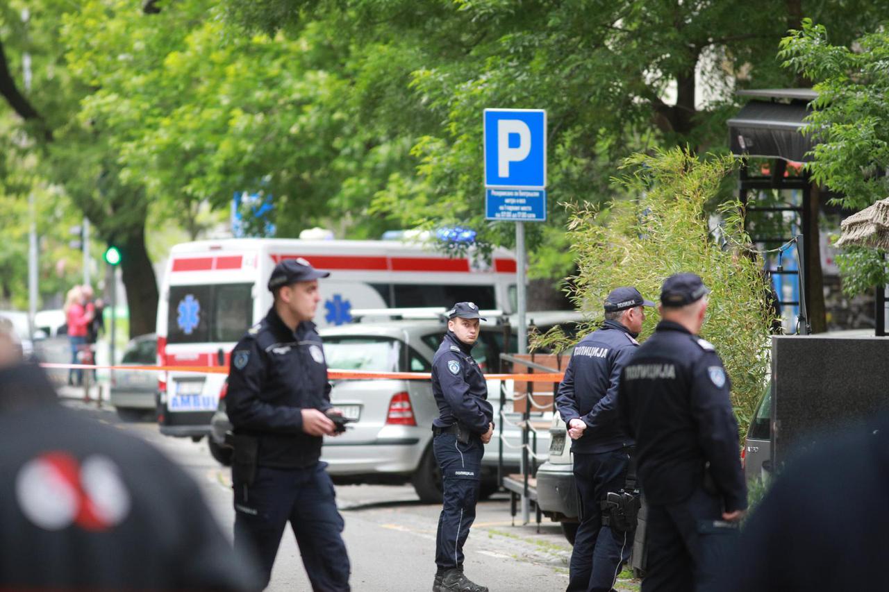 Beograd: Policija blokirala prometnice kod škole gdje je dječak ubio učenike i profesoricu