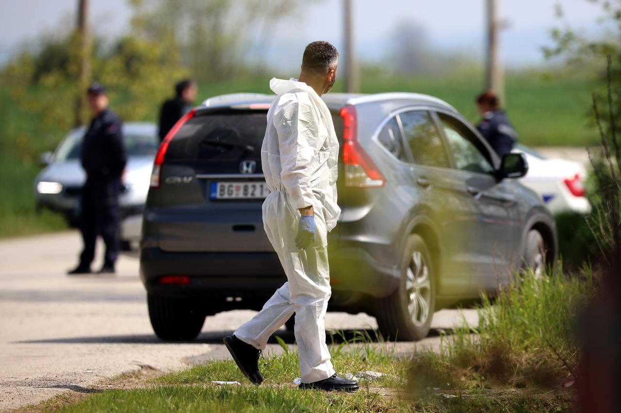 Dubona: Policijski očevid u mjestu gdje je nekoliko osoba ubijeno
