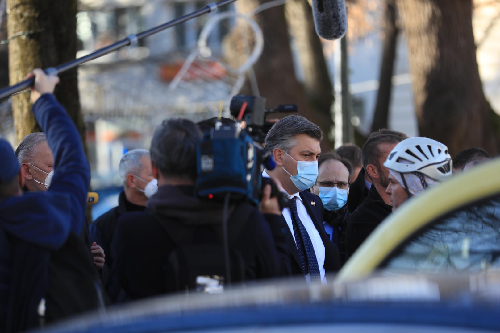 29.12.2020., Petrinja - Posljedice jakog potresa jacine 6.3 po Richteru pogodio je Petrinju, Sisak i okolicu te nanio veliku stetu. Andrej Plenkovic, Zoran Milanovic Photo. Slavko Midzor/PIXSELL