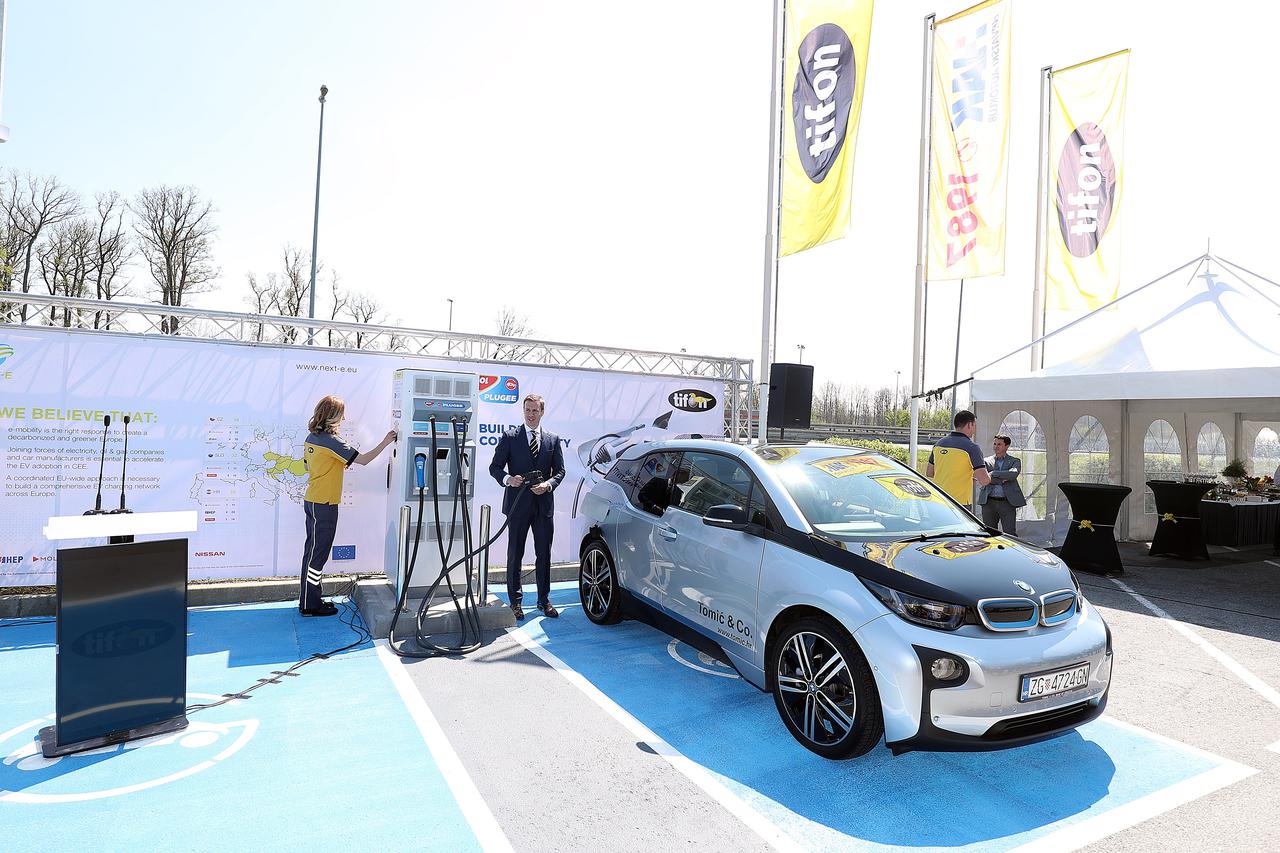 Zagreb: Puštena u rad prva punionica za e-automobile na autocesti