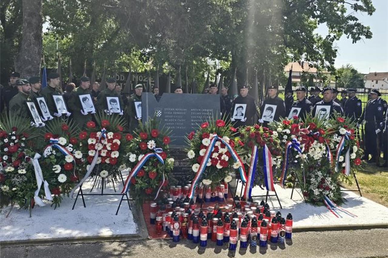 Obilježena 33. obljetnica stradavanja dvanaestorice hrvatskih redarstvenika