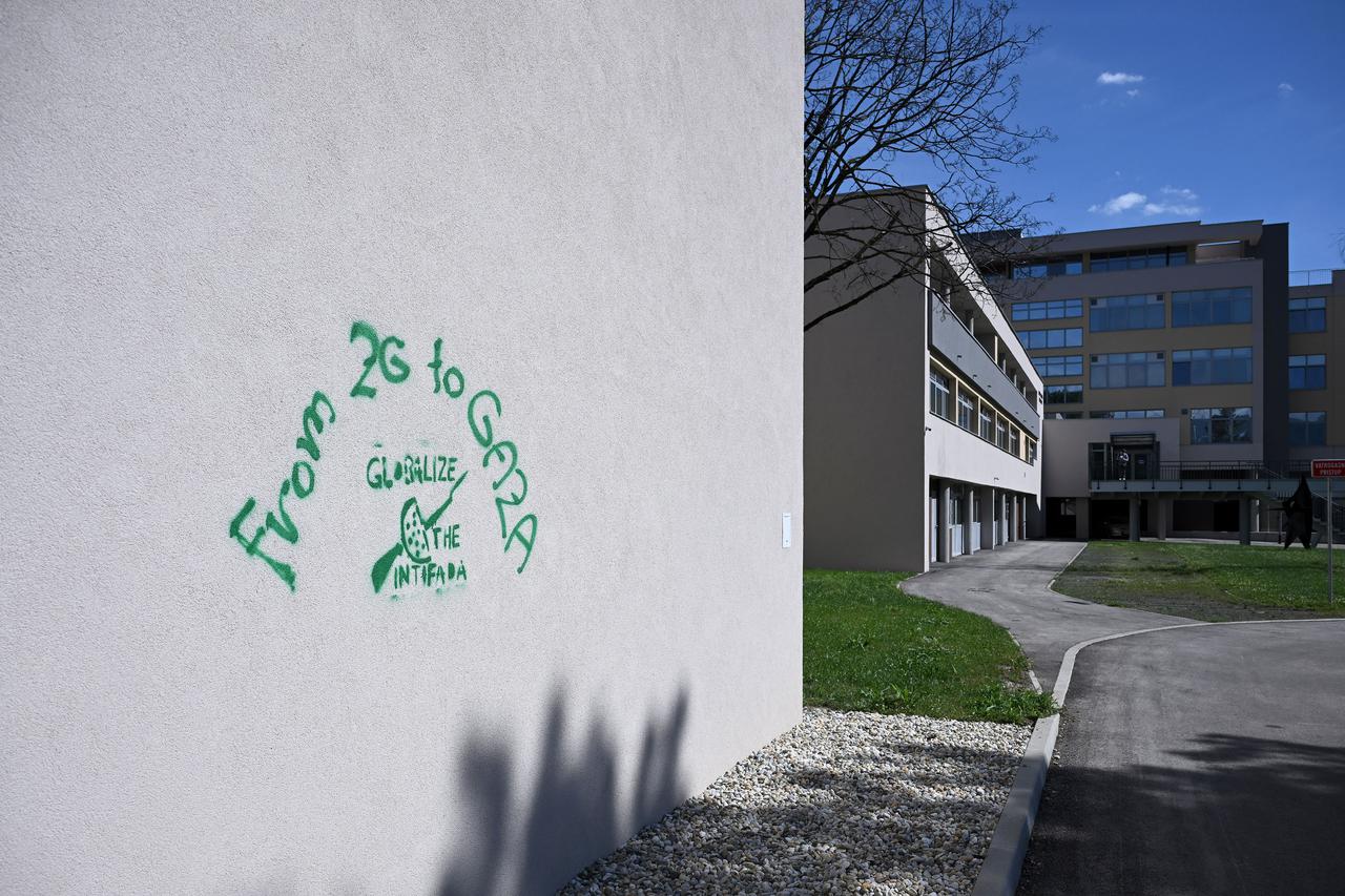 Zagreb: Zgrada fakulteta strojarstva i brodogradnje dobila je prvi grafit