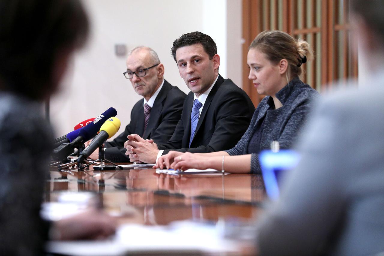 U Saboru je održana konferencija za medije kluba zastupnika Mosta nezavisnih lista