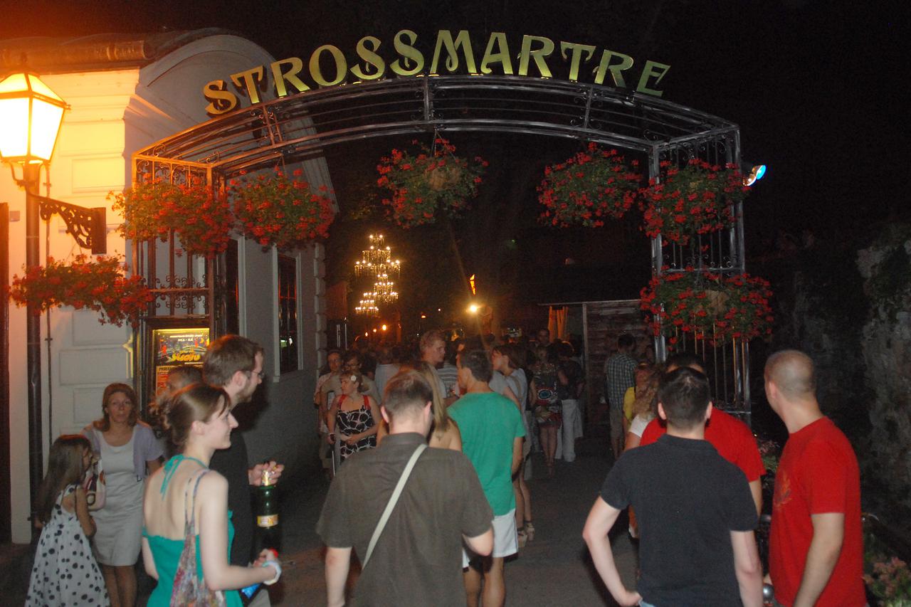 stross