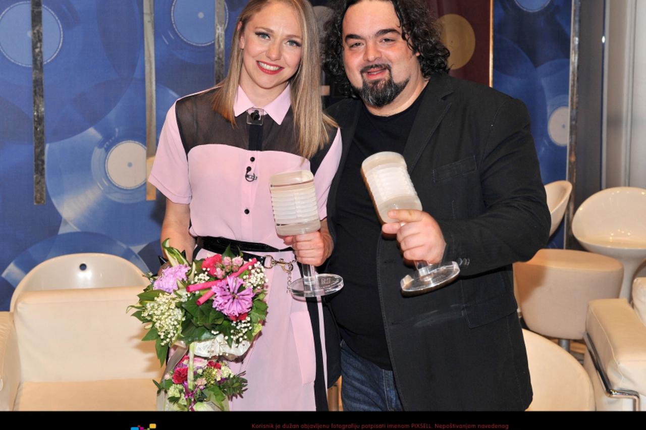 zvijezde pjevaju (1)