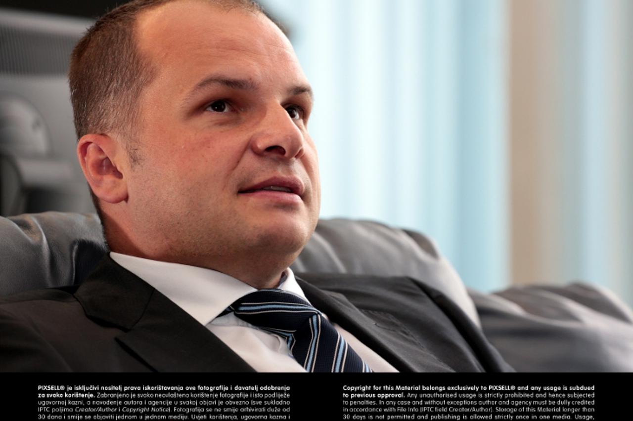'12.09.2013., Zagreb -  Ministarstvo pomorstva, prometa i infrastrukture, ministar Sinisa Hajdas Doncic.   Photo: Zarko Basic/PIXSELL'