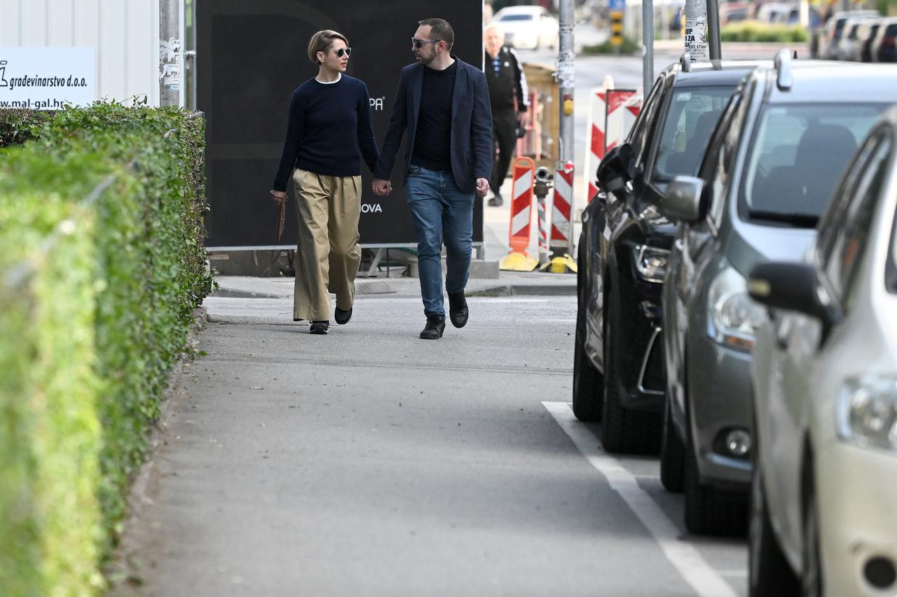 Zagreb: Kandidat za gradonačelnika Tomislav Tomašević glasovao u drugom krugu lokalnih izbora