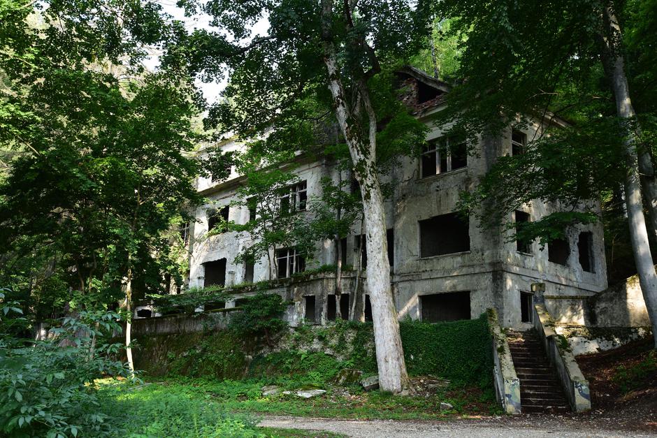 Napušteni sanatorij Brestovac