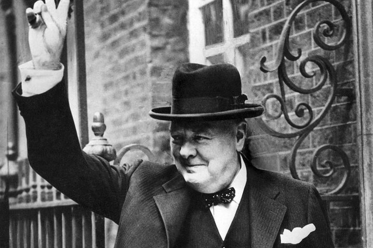 storyeditor/2022-07-31/churchill.jpg