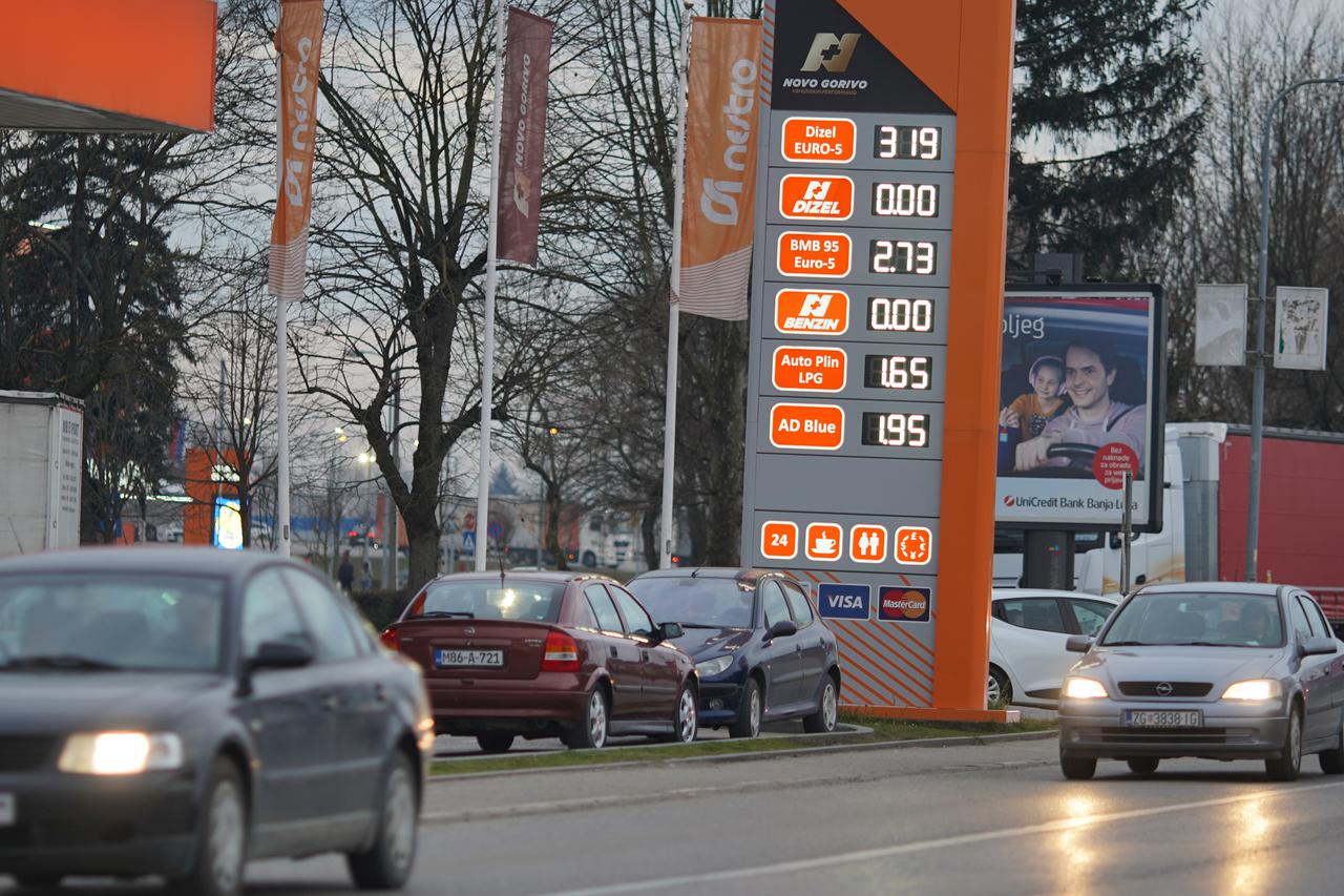Hrvatski građani po jeftinije gorivo odlaze u BiH