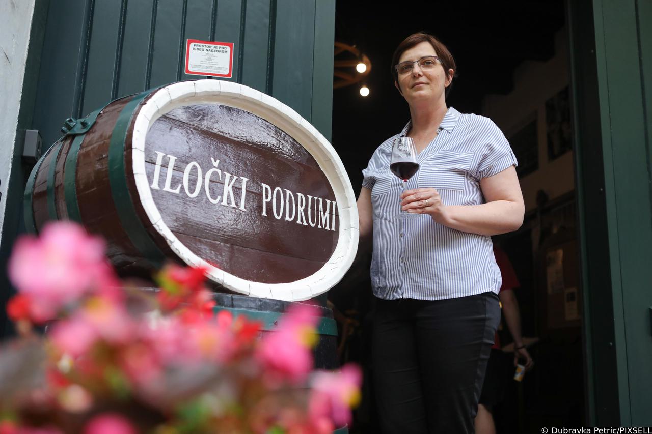Ilok: Enologinja Iločkih podruma Ivana Raguž