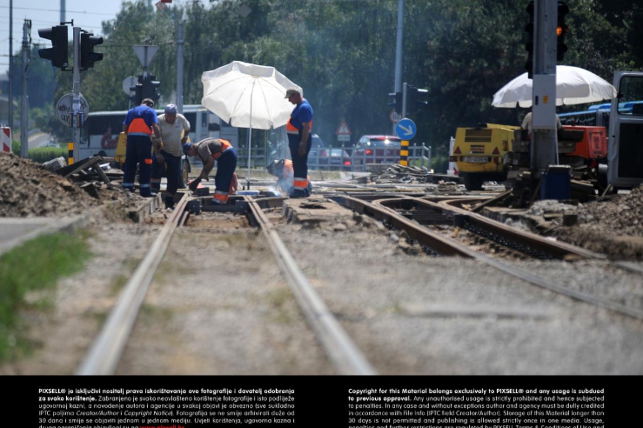 '27.07.2013., Zagreb - Autobusni terminal Glavni kolodvor bit ce zatvoren za promet od subote, 27.7. od 7.00 sati, do ponedjeljka 29.7. do 4:00 sata, zbog radova i zatvaranja za promet dijela sjeverno