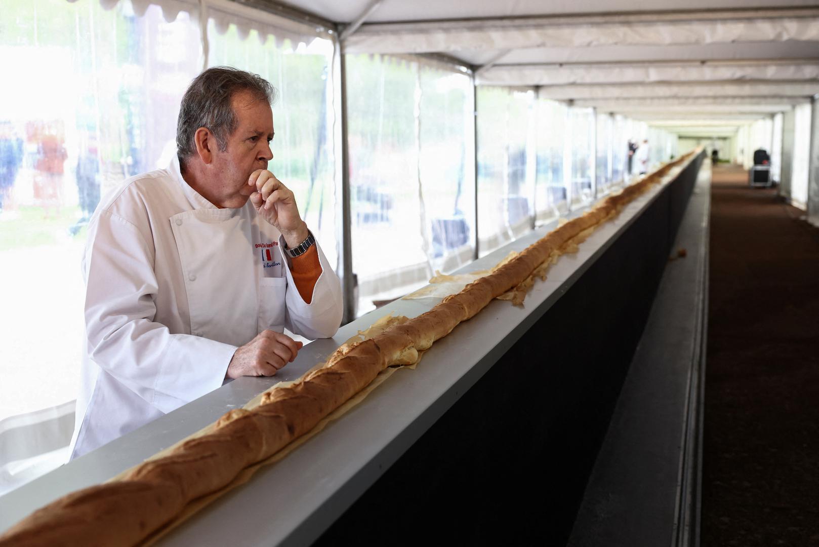 "Sve je potvrđeno, svi smo vrlo sretni da smo postigli rekord i da je to učinjeno u Francuskoj", rekao je  Anthony Arrigault, jedan od pekara, nakon što je rekord potvrdio sudac Guinnessove knjige rekorda.