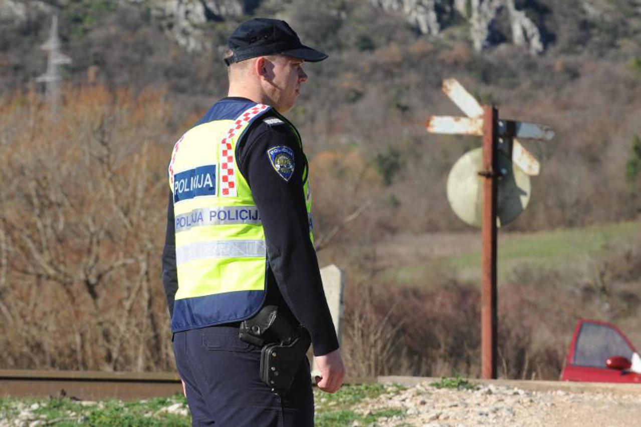 Potkonje,vlak,pregazio,pruga,očevid