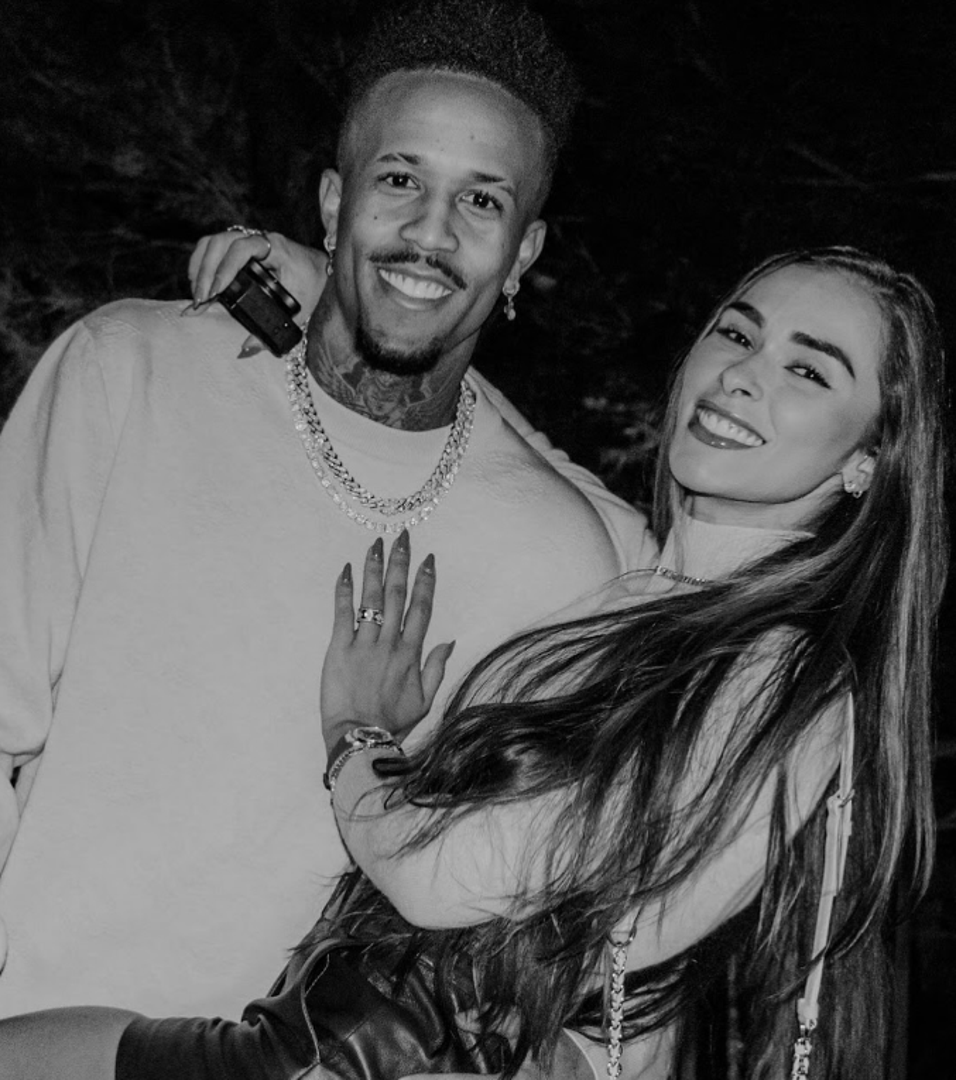 Castro je bila u vezi s Leom Pereirom, brazilskim nogometašem te s njim ima dvoje djece. S Militaom ima jedno dijete.