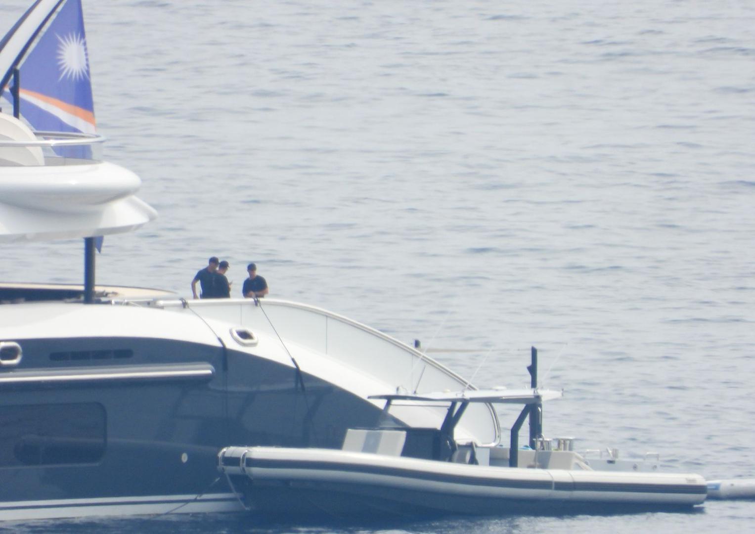 Njezin vlasnik je Shahid Khan, američko-pakistanski milijarder i vlasnik nogometnog kluba Fulham te NFL ekipe Jacksonville Jaguars.