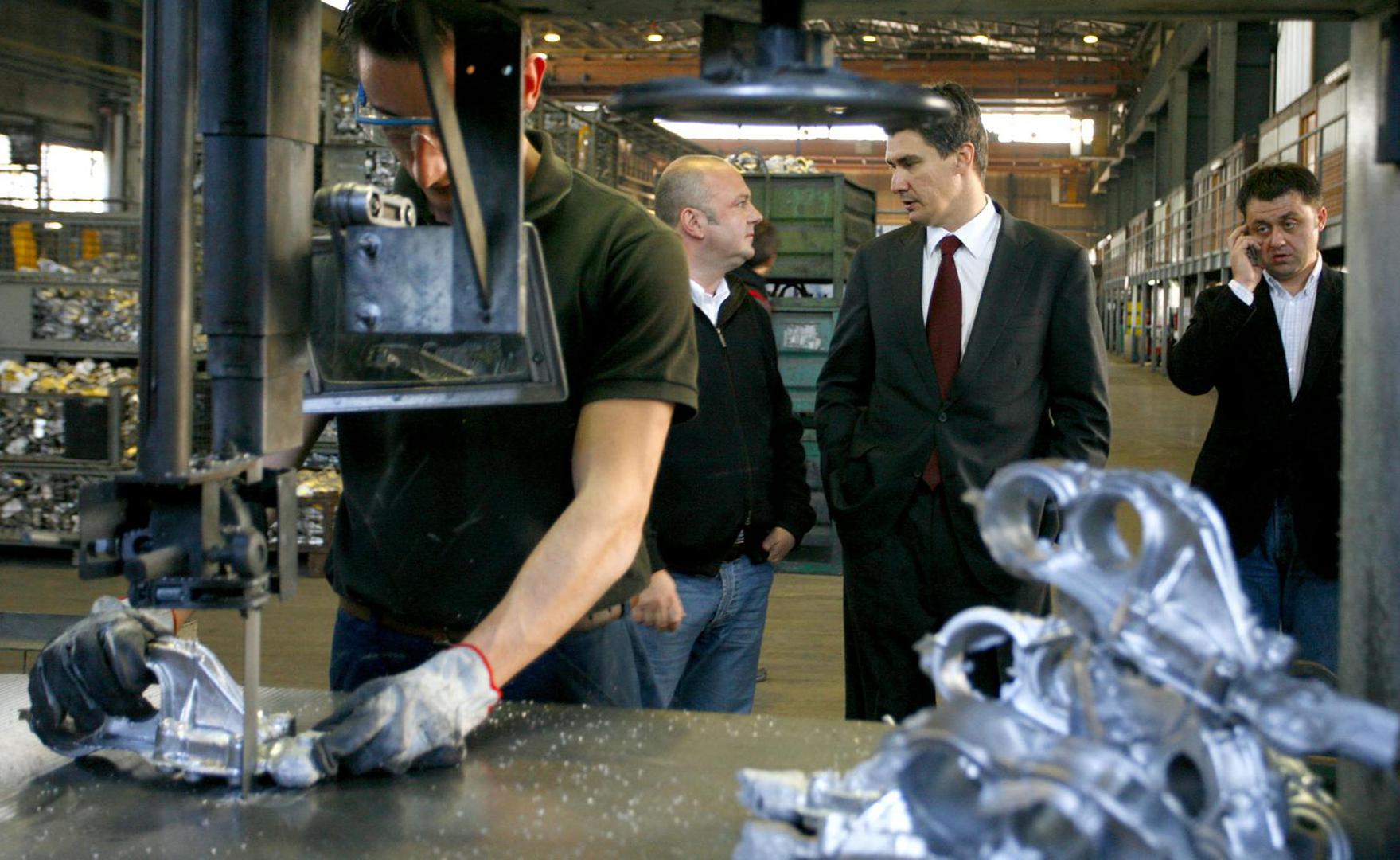 Tako je nekako izgledala kampanja za parlamentarne izbore 2007. koje je prvi put, na čelu SDP-a, vodio Zoran Milanović