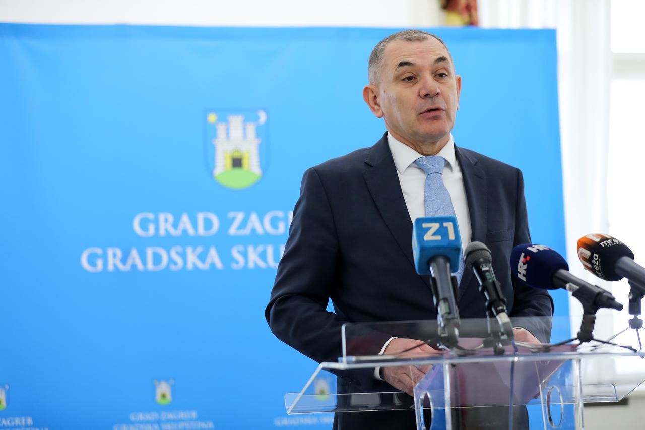 Zagreb: Ivica Lovrić održao konferenciju za medije