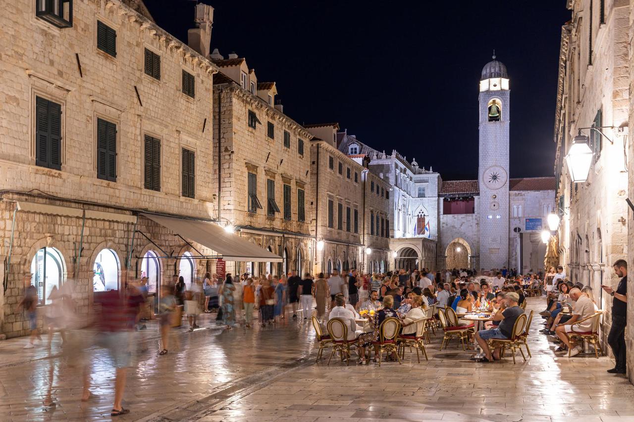 Dubrovnik: Noćna šetnja Stradunom