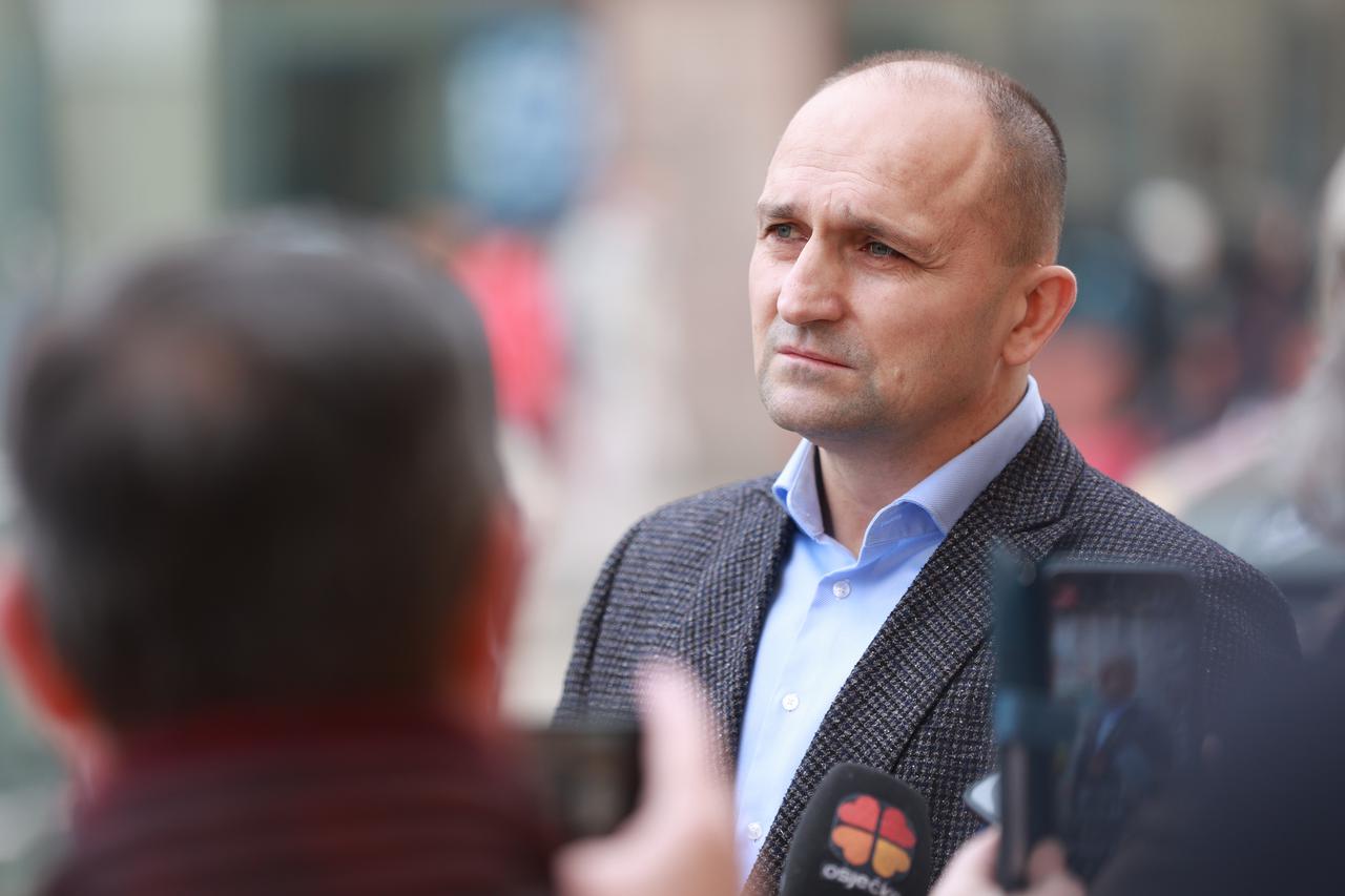 Osijek: Povodom smjene ministrice Tramišak župan Anušić obratio se medijima