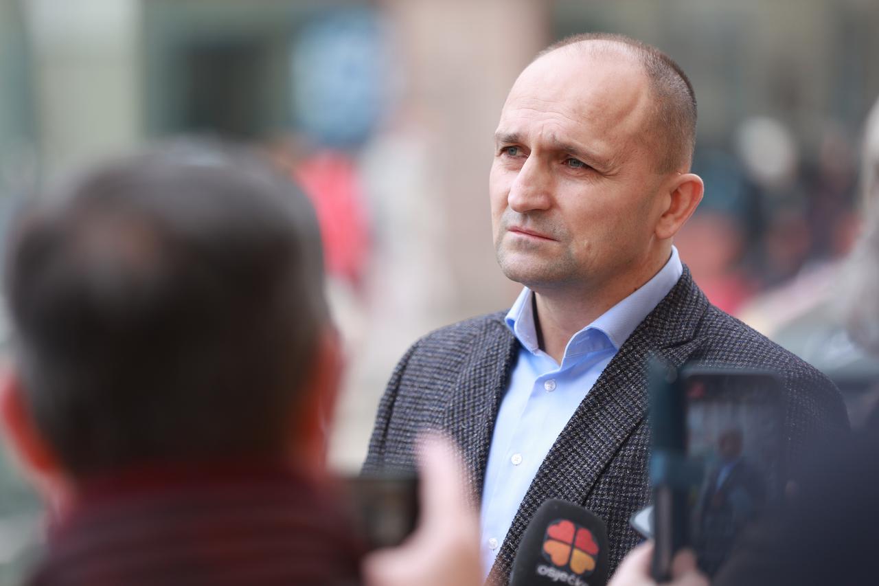 Osijek: Povodom smjene ministrice Tramišak župan Anušić obratio se medijima