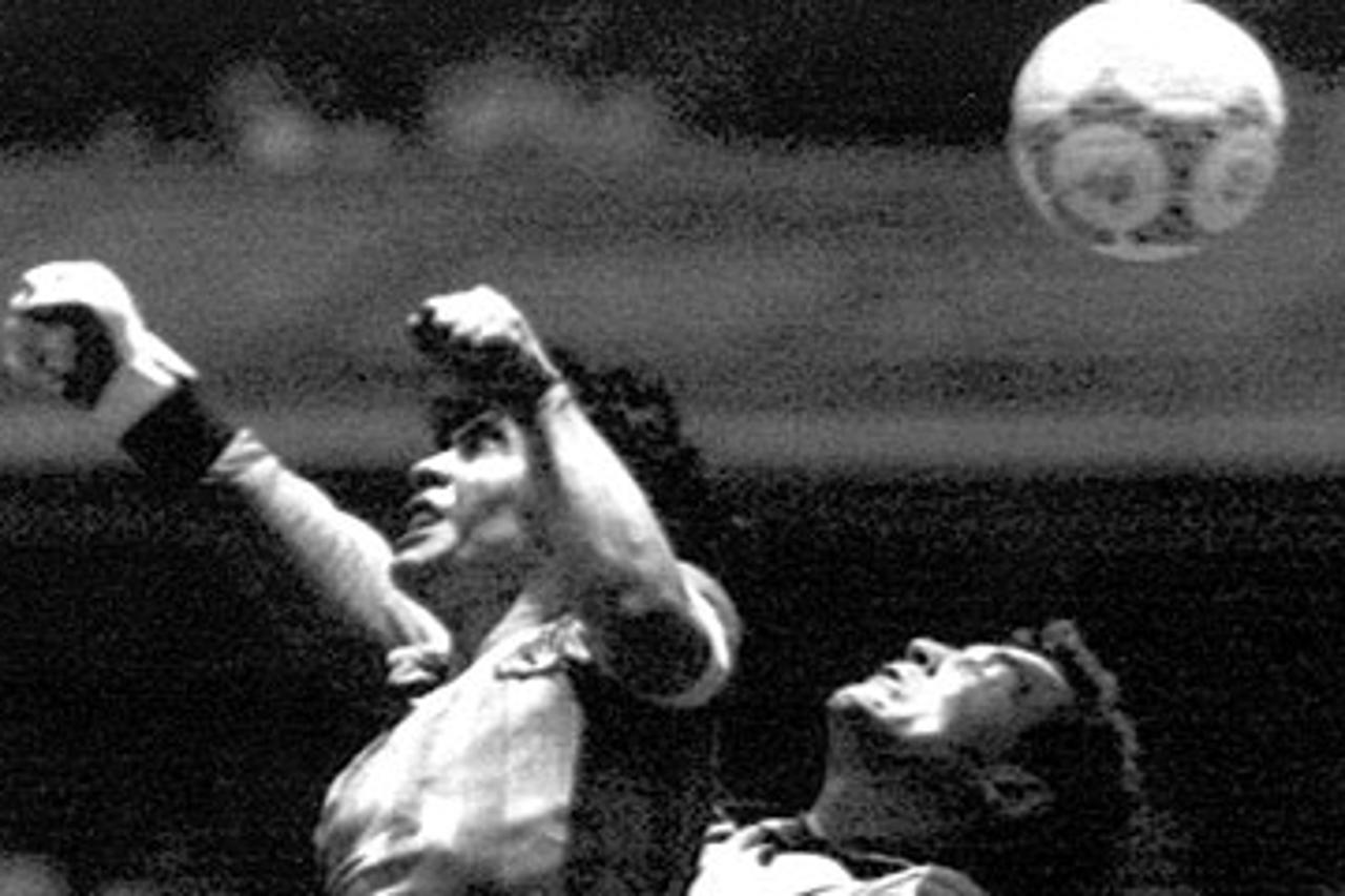 maradona-txt.jpg
