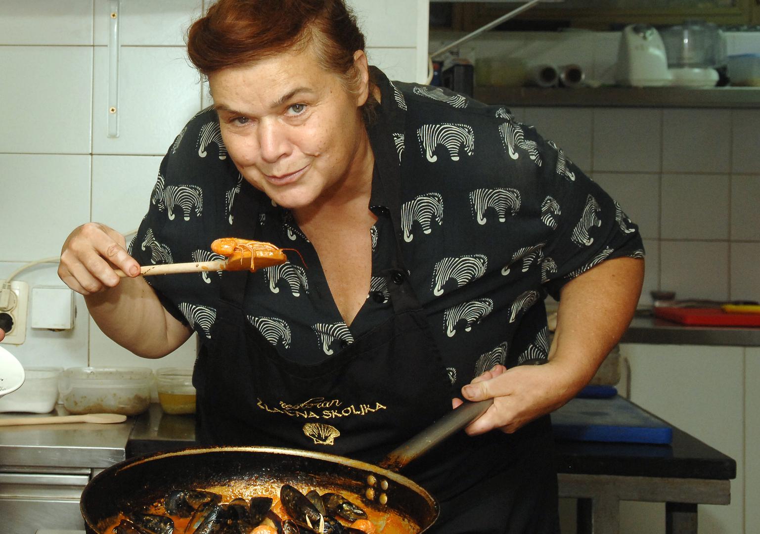 U jednom intervjuu priznala je da je sama, ali da nikada nije prestala vjerovati u ljubav. 