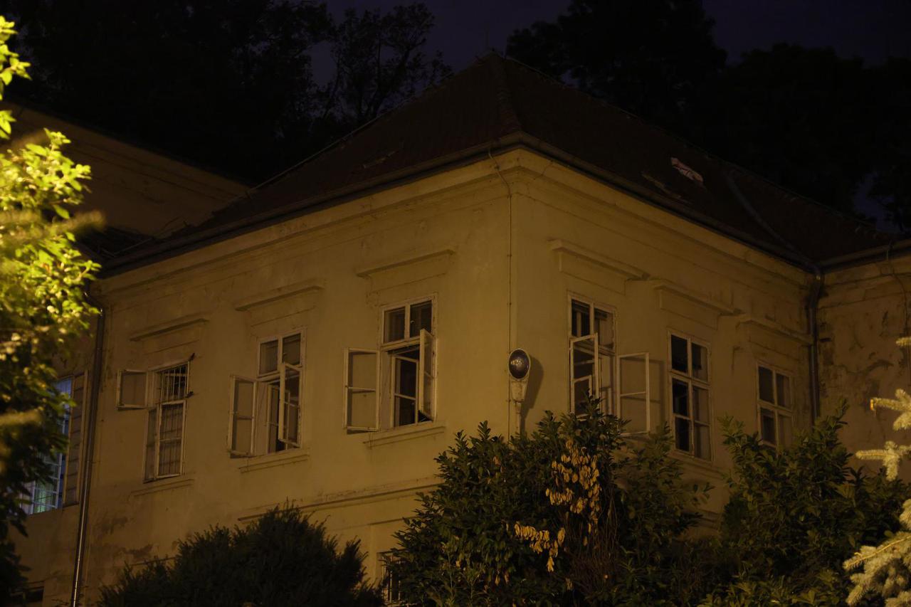 Zagreb: Izbio požar u kinu Tuškanac