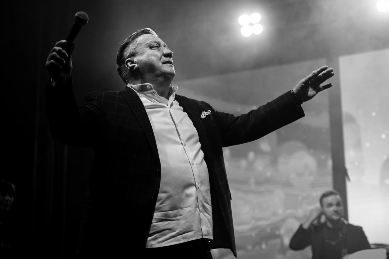 Umro je Halid Bešlić