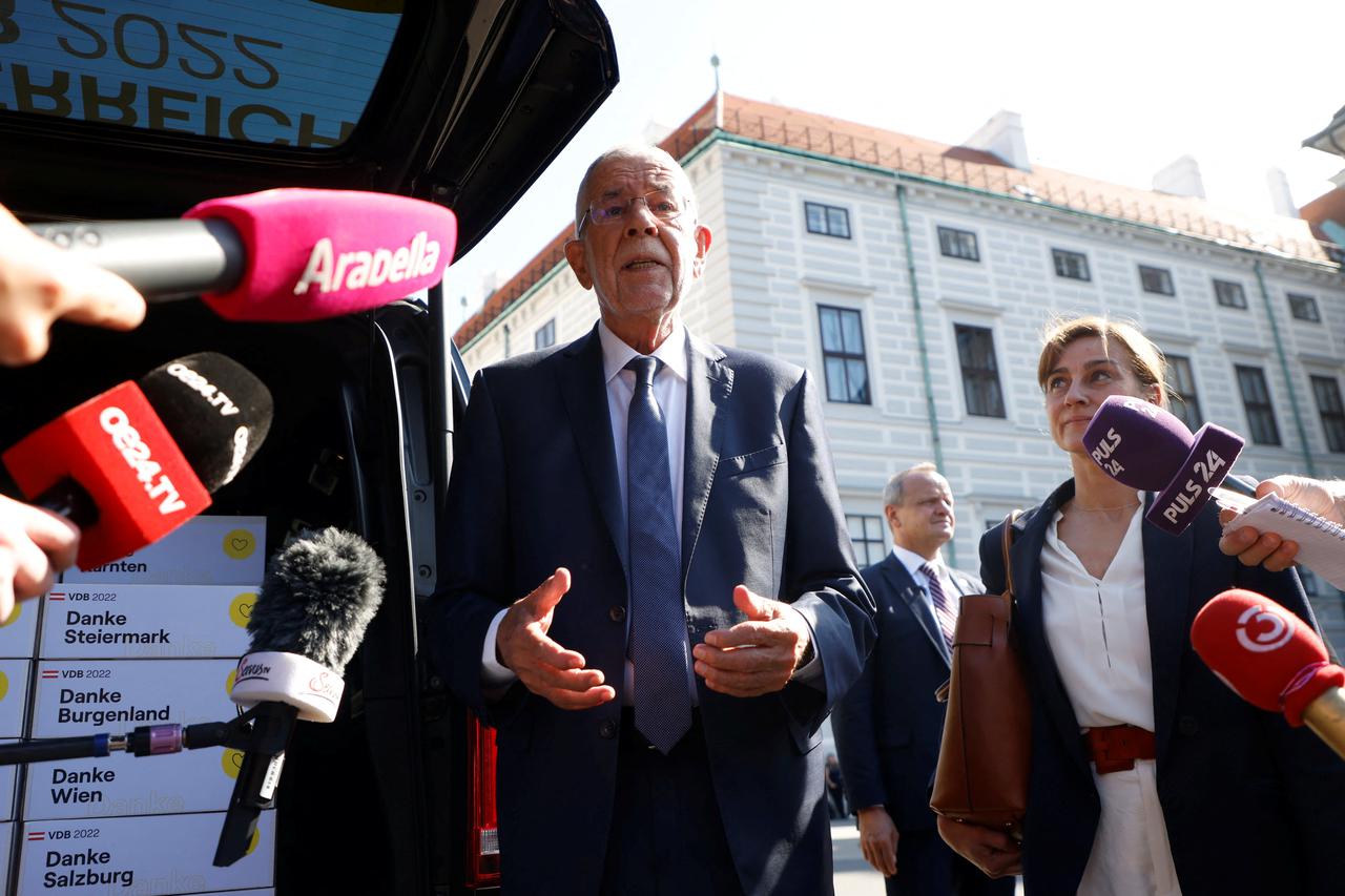 Austrian President Van der Bellen presents his statements for support for the upcoming presidential elections in Vienna