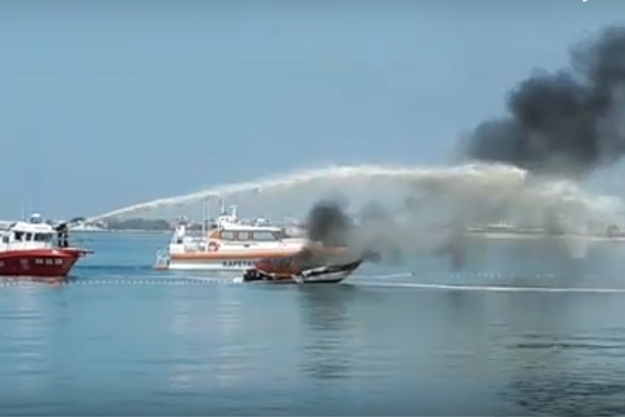 Požar na brodu (Zadar)