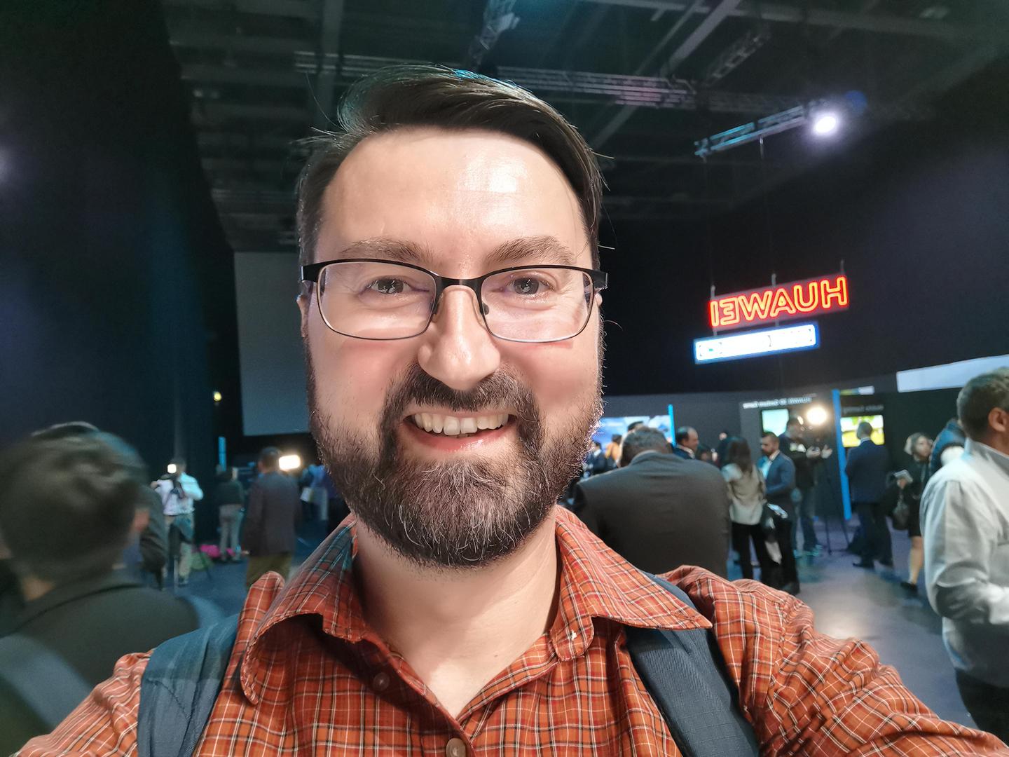 Večernjakov novinar Danijel Lijović na predstavljanju novog Huaweijevog uređaja