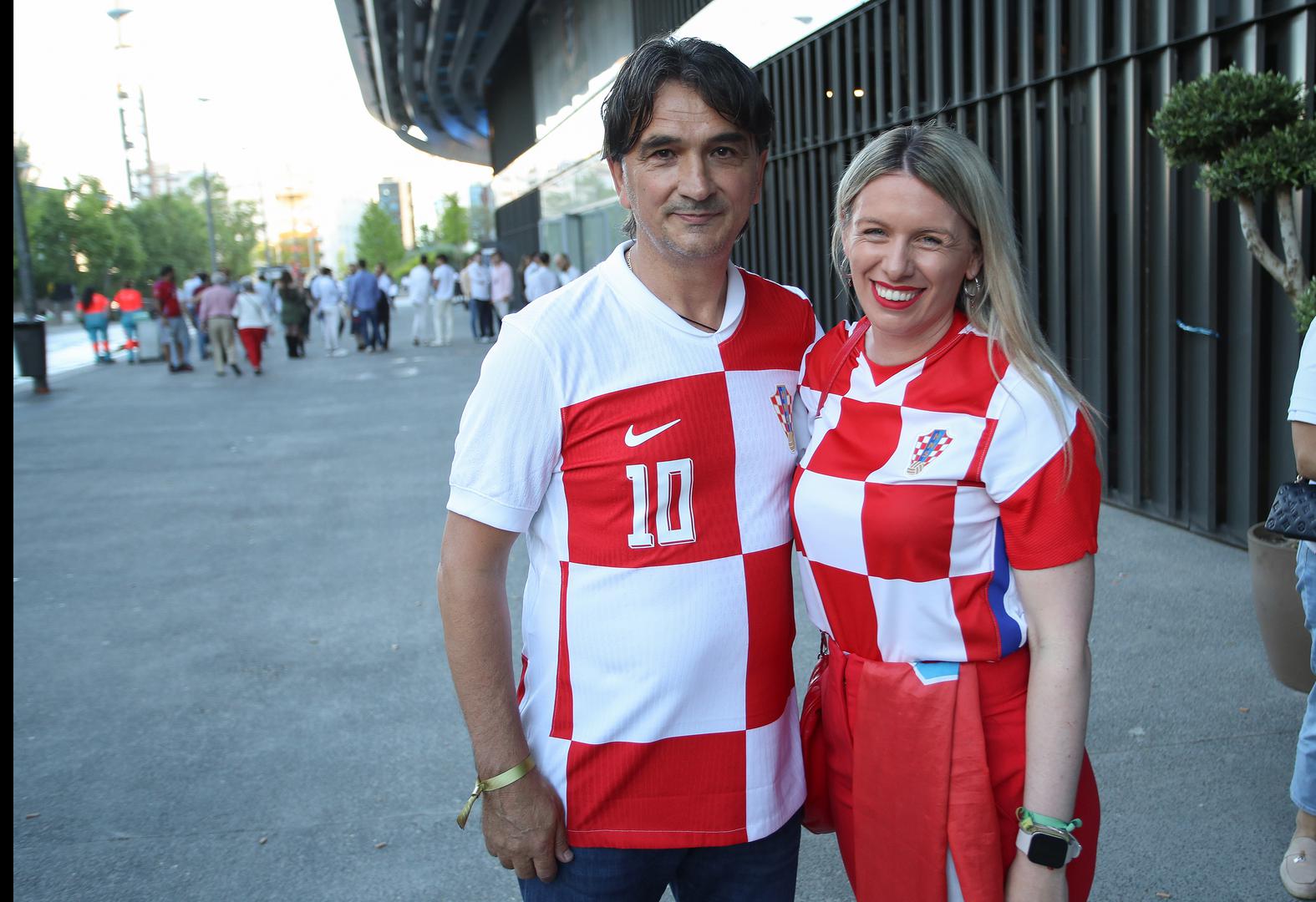 "Ja se Luke nikada ne bih odrekao, da ima ne znam koliko godina, a pogotovo kad je u ovakvoj formi i u ovakvom stanju. Međutim, to je njihova politika. Sjetite se kako su ovdje odlazili Casillas, Raul, Ramos… Puno ružniji način nego Luka. Ja se Luke nikad ne bih odrekao. On je vrhunski igrač i vrhunski karakter koji puno, puno pomaže mladim igračima", kaže Dalić