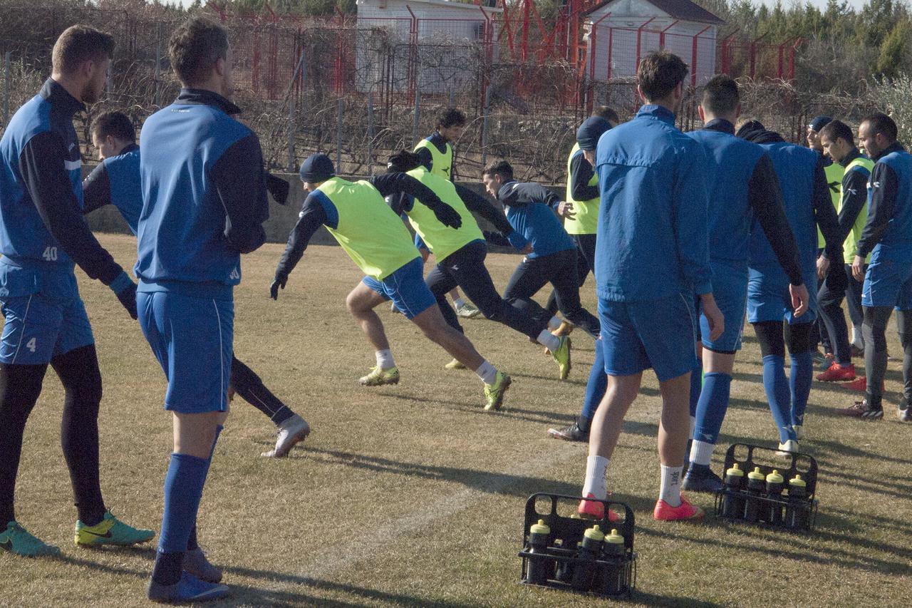 Nogometaši Željezničara