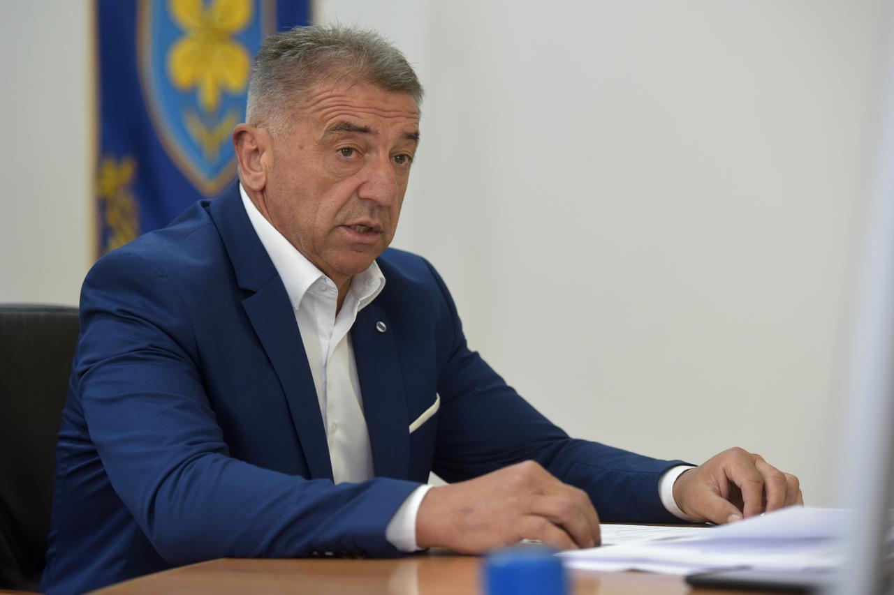 Gospić: Potpisani Ugovori o dodjeli financijskih sredstava Ličko-senjske županije