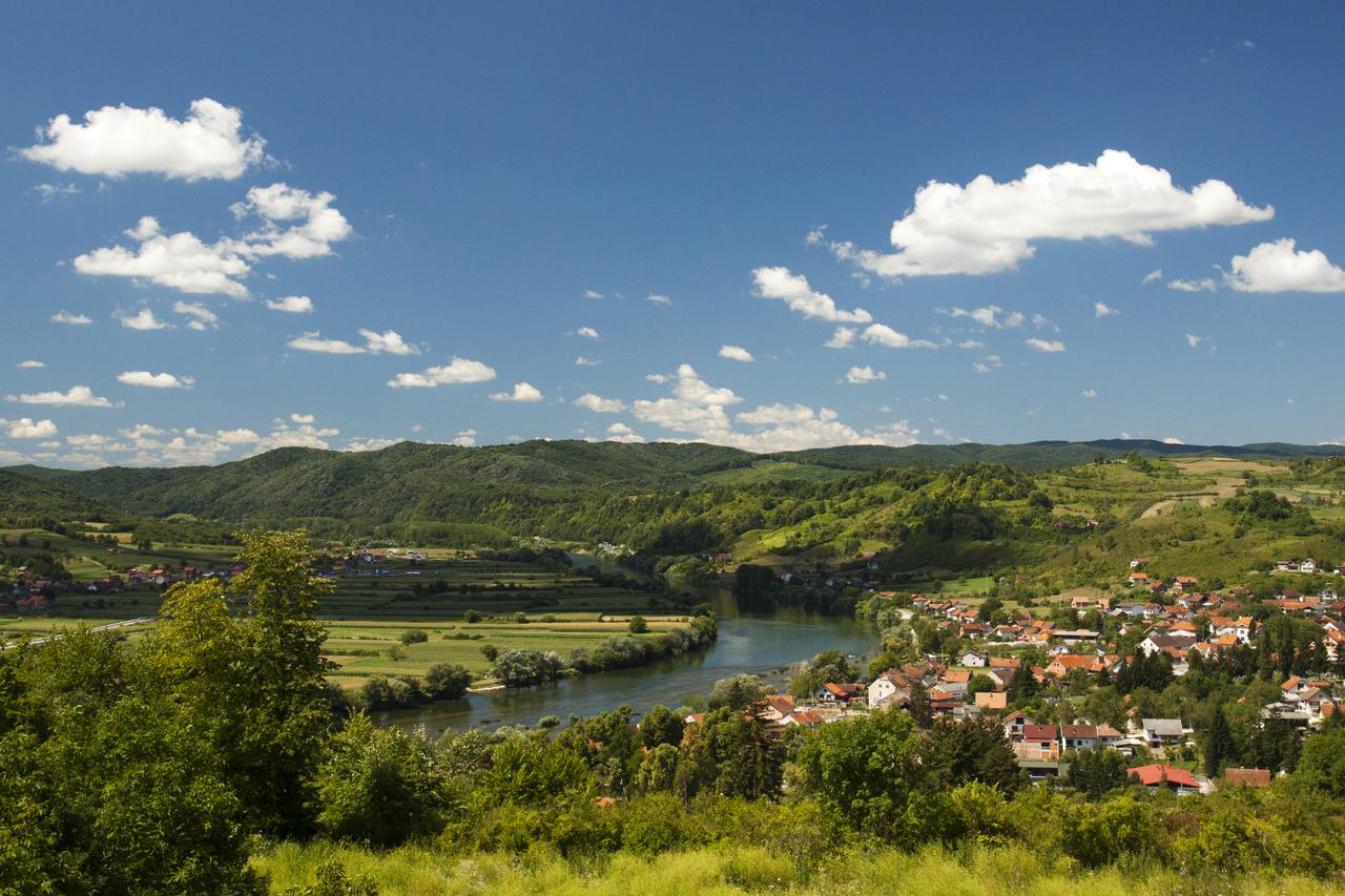 Posjetite Hrvatsku Kostajnicu te uživajte u netaknutoj prirodi