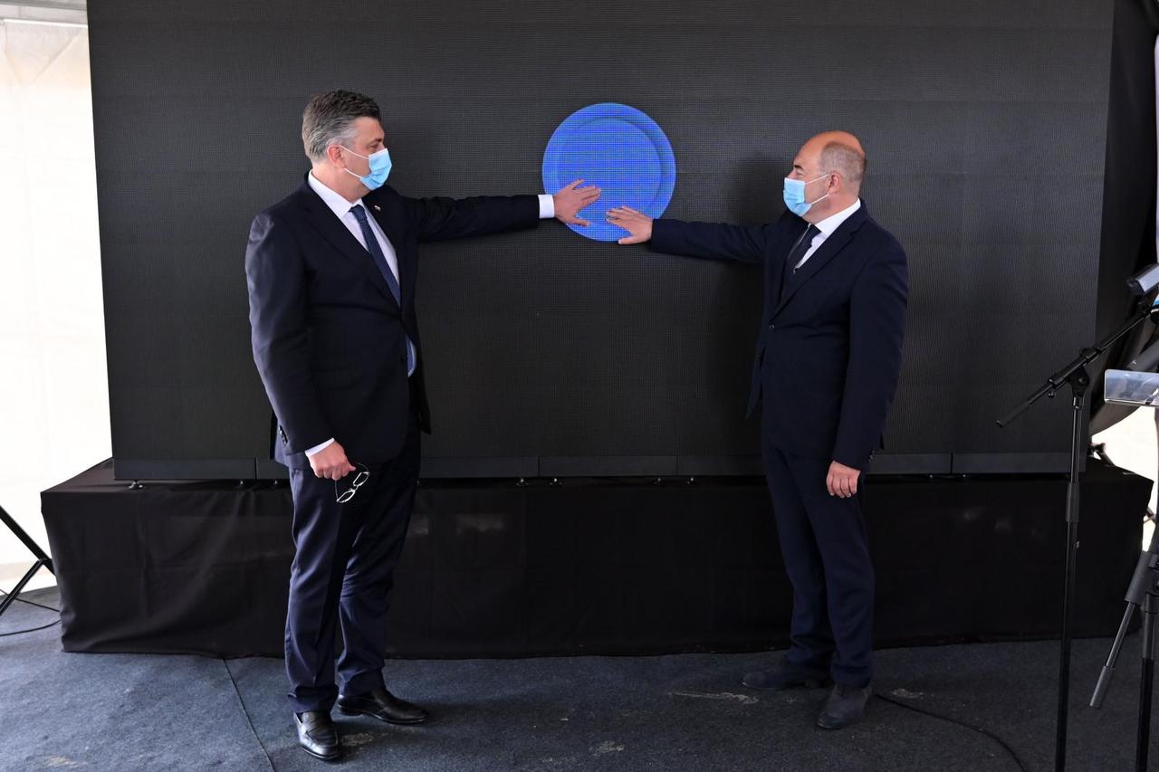 Benkovac: Andrej Plenković svečano pustio u rad vjetroelektranu Korlat