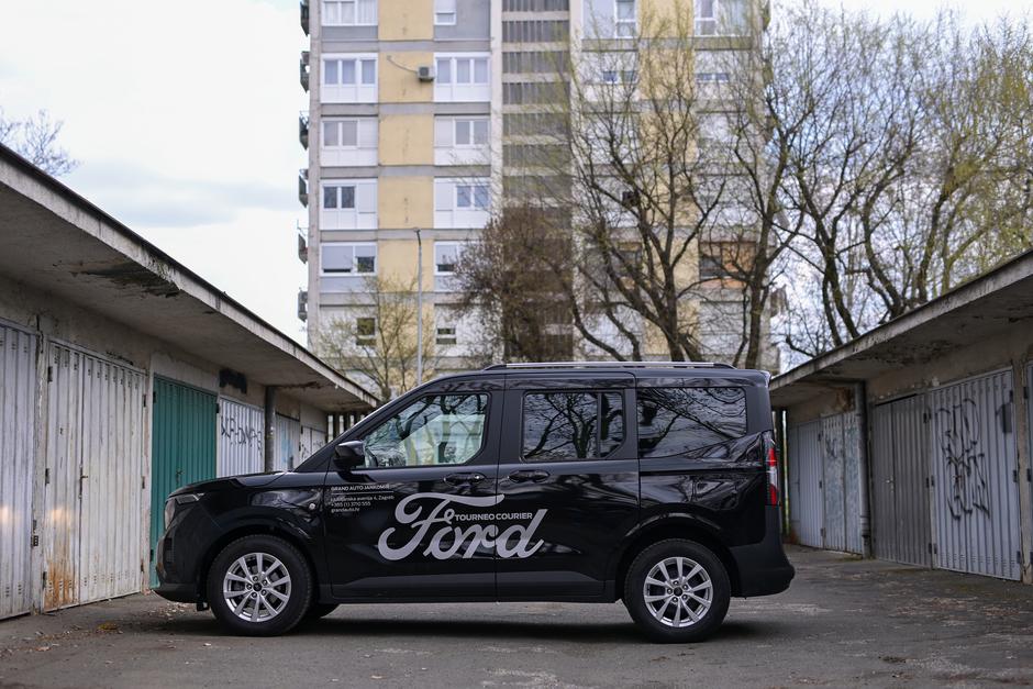 Ford Tourneo Courier