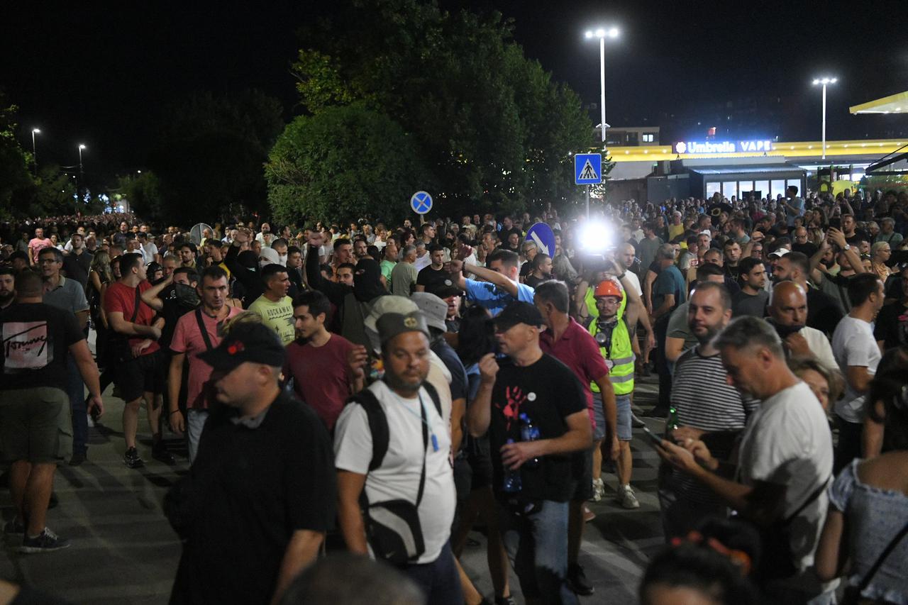 Valjevo: Poziv na veliki prosvjed "Srbija se umiriti ne može"