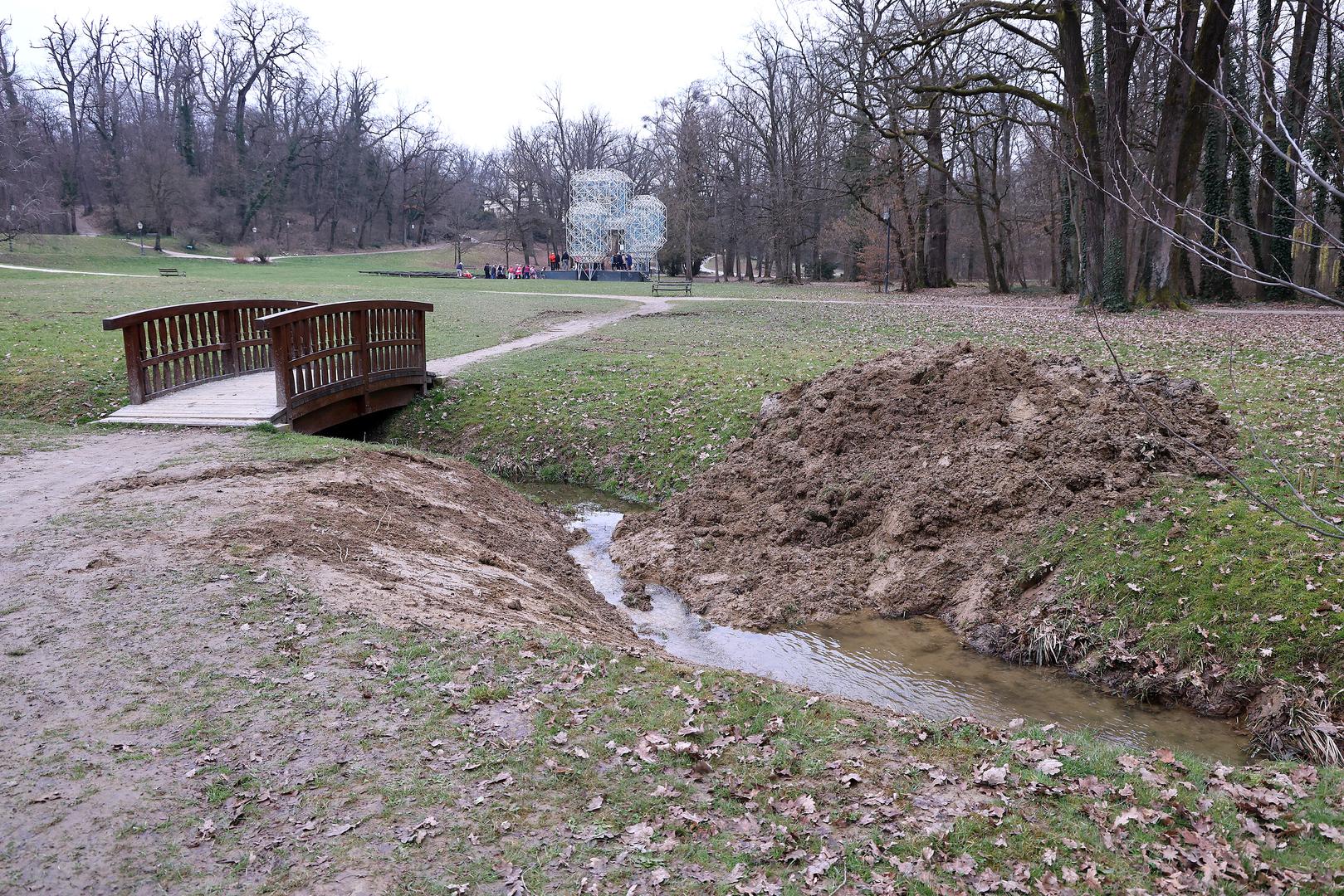 Stručnjaci ističu kako su ovakve mjere usmjerene na usporavanje otjecanja vode, povećanje bioraznolikosti i stvaranje stabilnijeg ekosustava unutar parka.