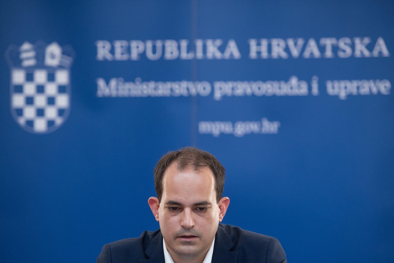Zagreb: Ministar Malenica dao je izjavu za medije u Ministarstvu pravosuđa i uprave