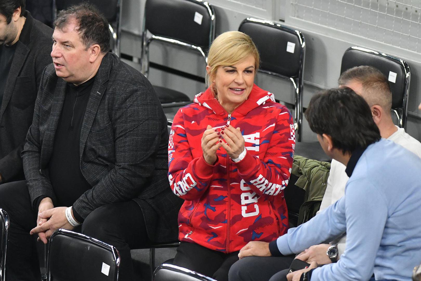 Fotoreporteri snimili su ih tijekom navijanja, a vidjeti se moglo i kako je Dodiga i Pavića došao podržati i izbornik nogometne reprezentacije Zlatko Dalić.
