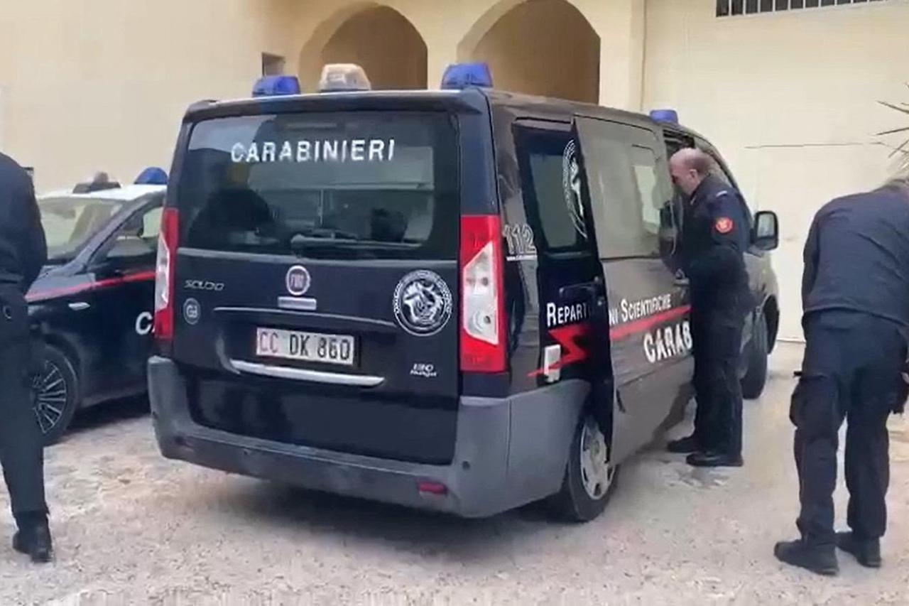 Carabinieri police arrive at Matteo Messina Denaro's hideout in Sicily