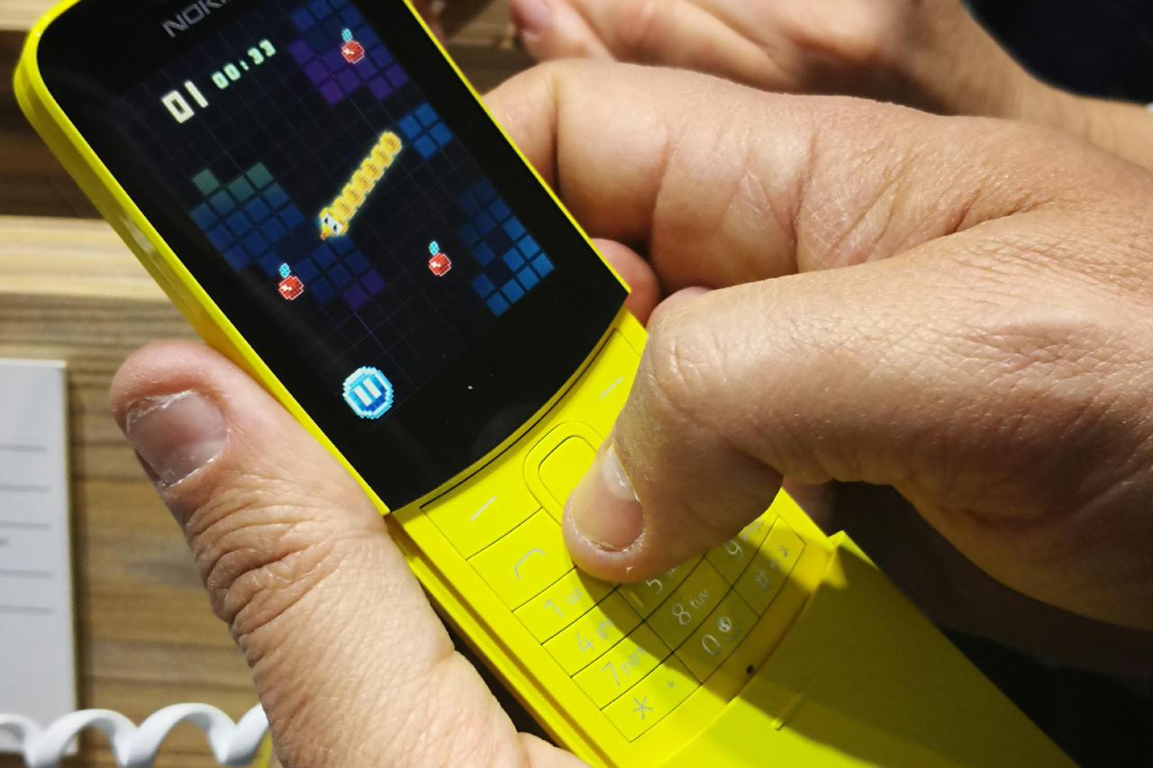 Nokia 8110 4G