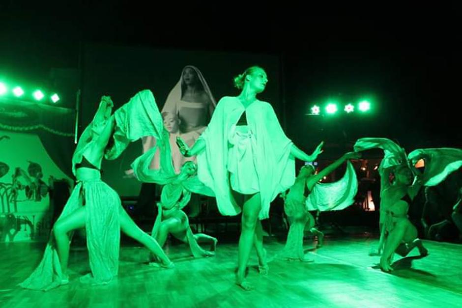 DiamondS arTheater